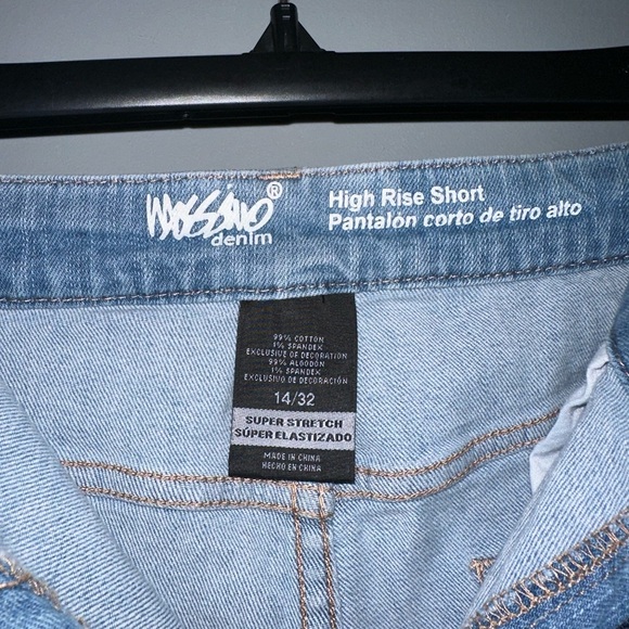 Jean Shorts - Picture 3 of 5